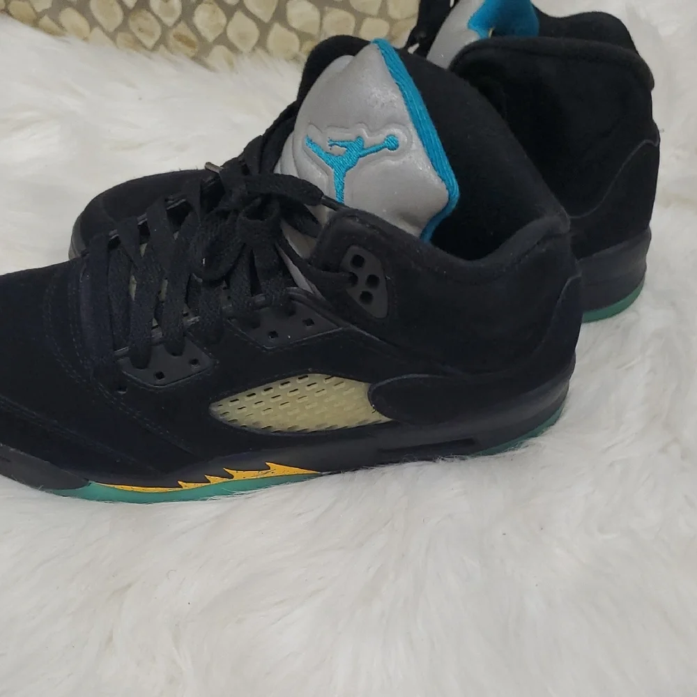 Jordan 5 Retro Aqua Sneakers - Black - Picture 13 of 16